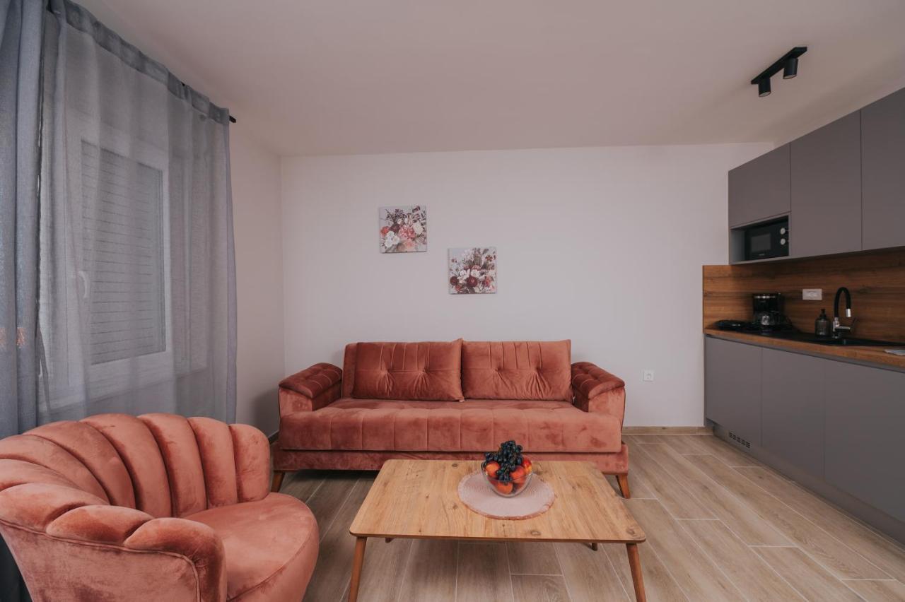 Apartments Virgine Maria I Башка Экстерьер фото